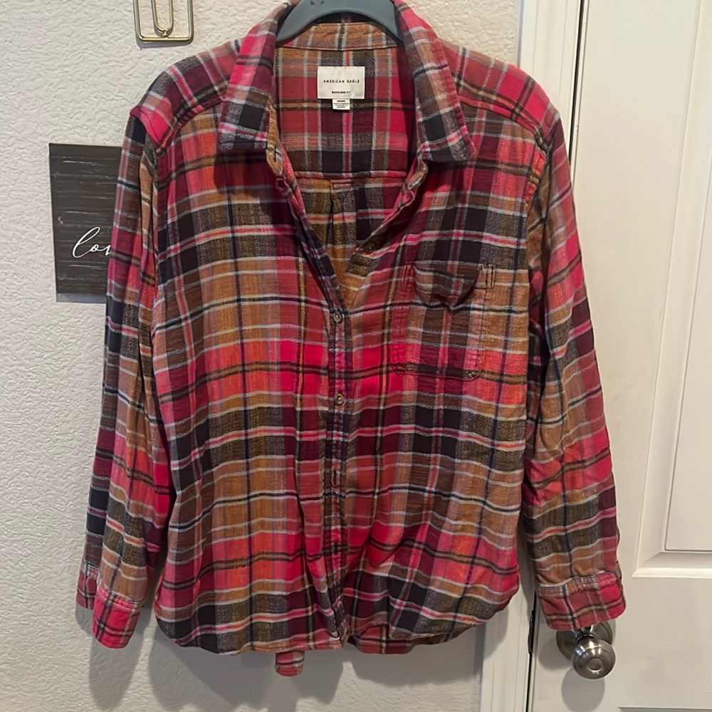 American Eagle Outfitters Red and Brown Plaid Button Down Shirt